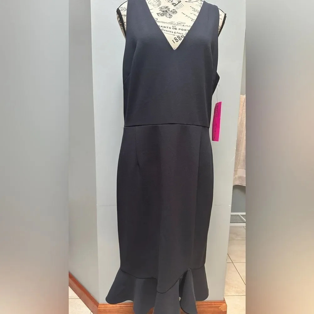 NWT Betsey Johnson Navy Blue V-Neck Sleeveless Fitted Tulip Cocktail Dress sz 14
